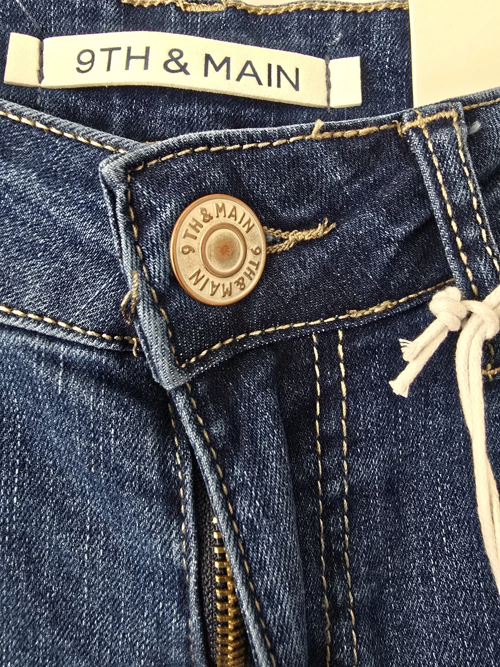 9th & Main Embroidered Flare Jeans 4 Med Wash Boho Festival Y2k NWT